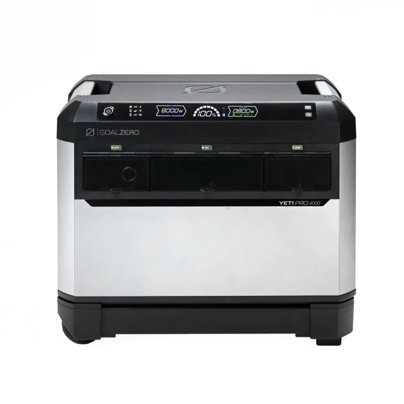 Yeti PRO 4000 + (4) Boulder 200 BC Solar Generator