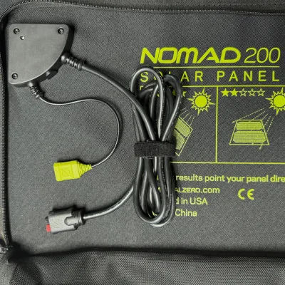 Yeti 1500 + Nomad 200 Solar Generator