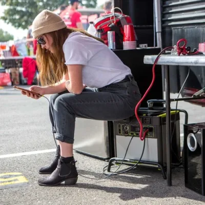 Station d'alimentation portable Yeti 3000 au lithium avec WiFi