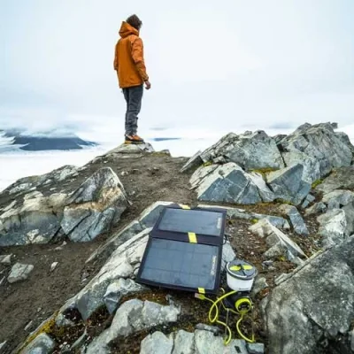 Panel solar Nomad 7