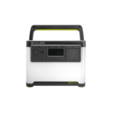 Yeti 700 + Boulder 100 BC Solar Generator